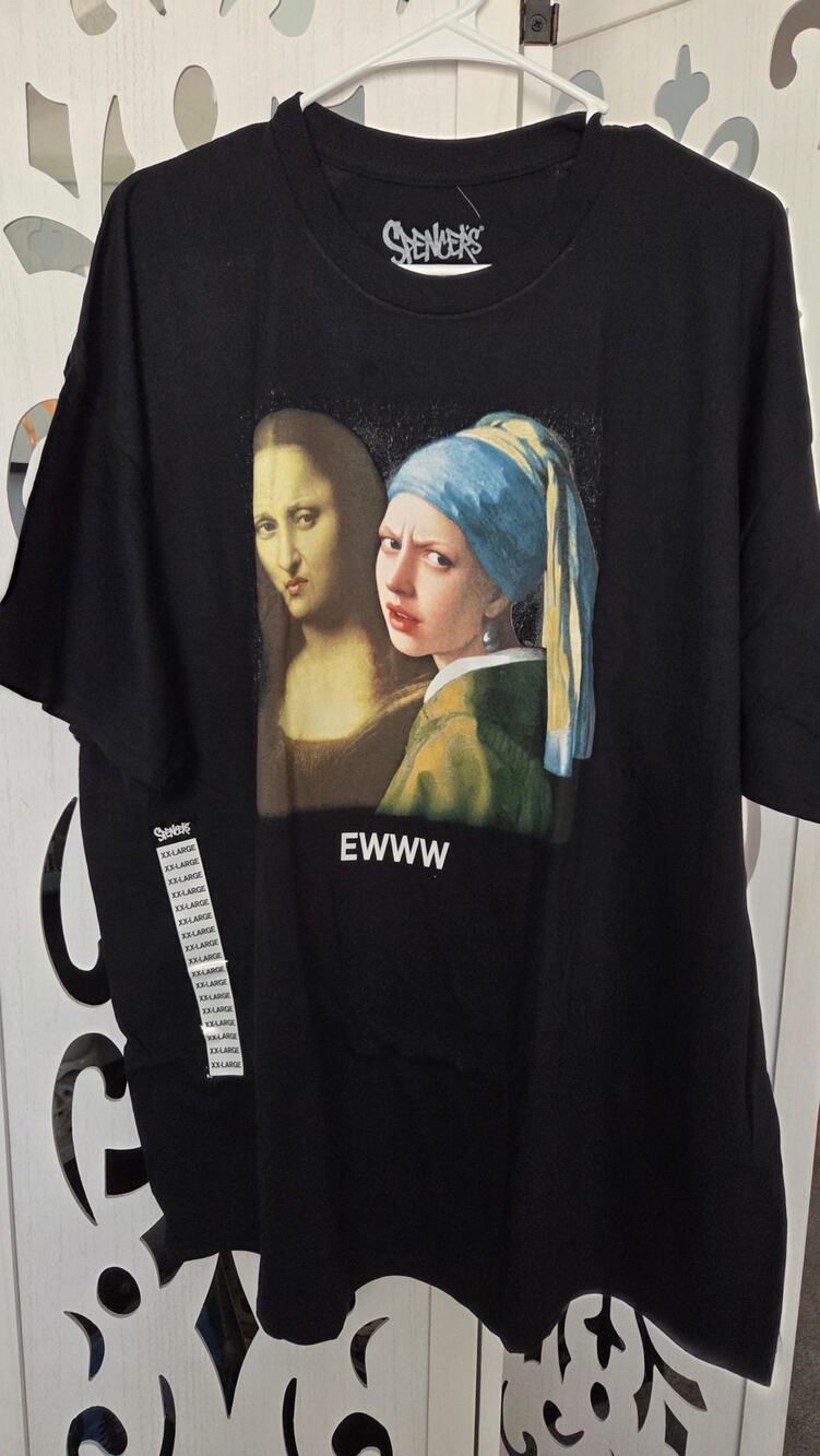 Spencer's EWWW Mona Lisa Girl With A Pearl Earring Graphic T-Shirt XXL NWOT